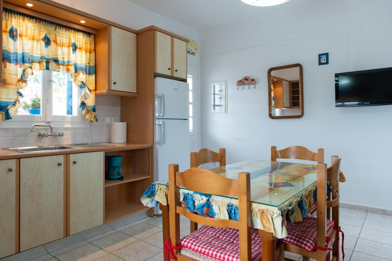 Aphrodite Holiday Home Artemonas エクステリア 写真